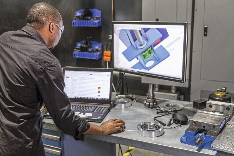 SolidWorks · Mastercam · PC-DMIS